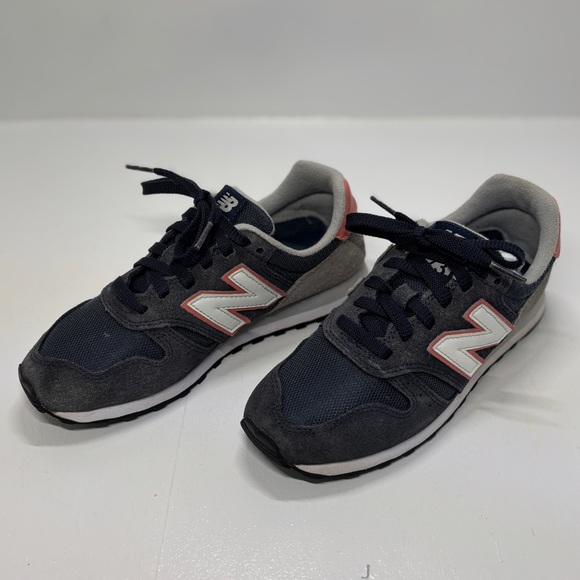 New Balance Shoes - New Balance 373 Classic Sneakers | Women’s US 5 | Gray Pink | Great Tread